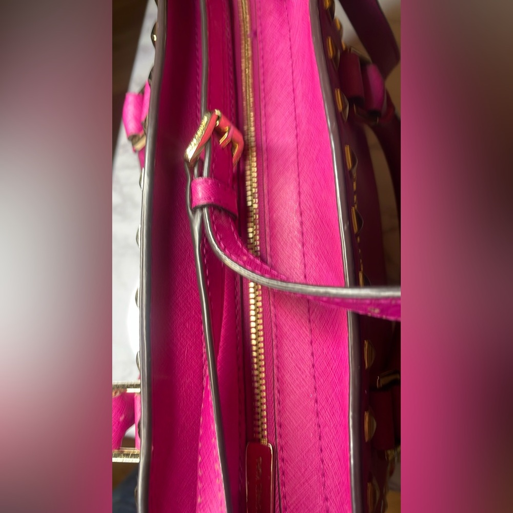 Michael Kors Fuschia Pink Crossbody Bag with Studded Details - Picture 6 of 11